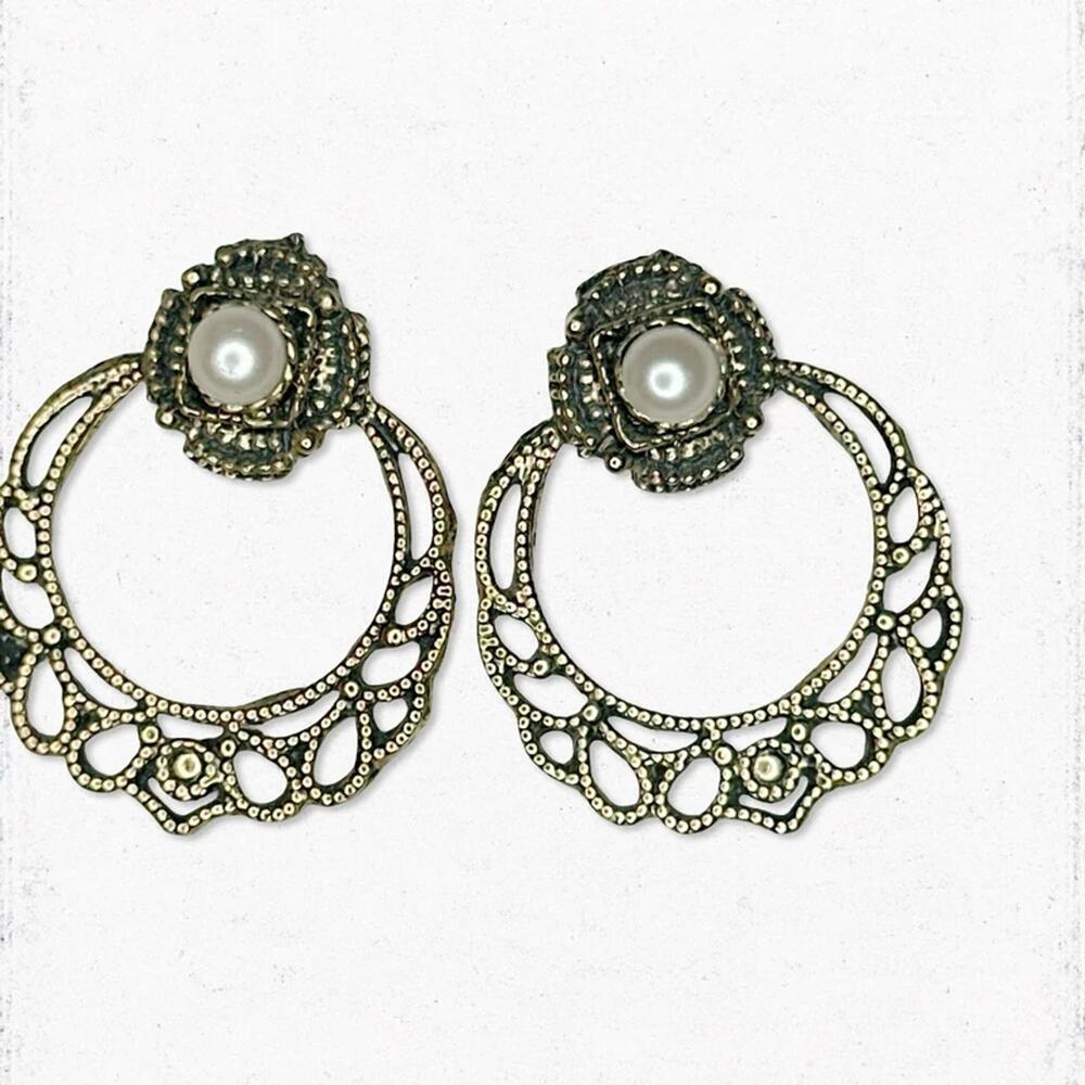 6687. Bronze Earrings Faux Pearl